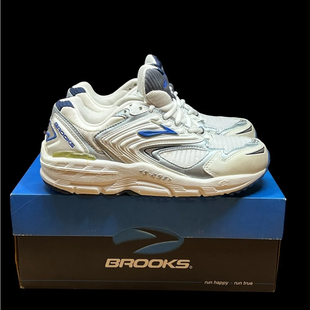 Size 6 WIDE - BROOKS Ariel‎ Women Shoes WHT/PVMT 42101 192